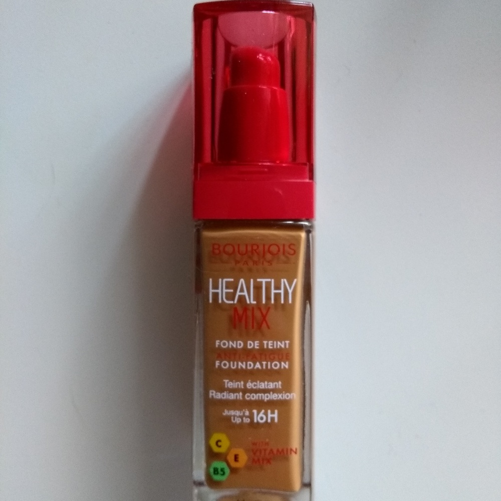 NEW Bourjois Foundation Radiant Cmplxn 59 Amber